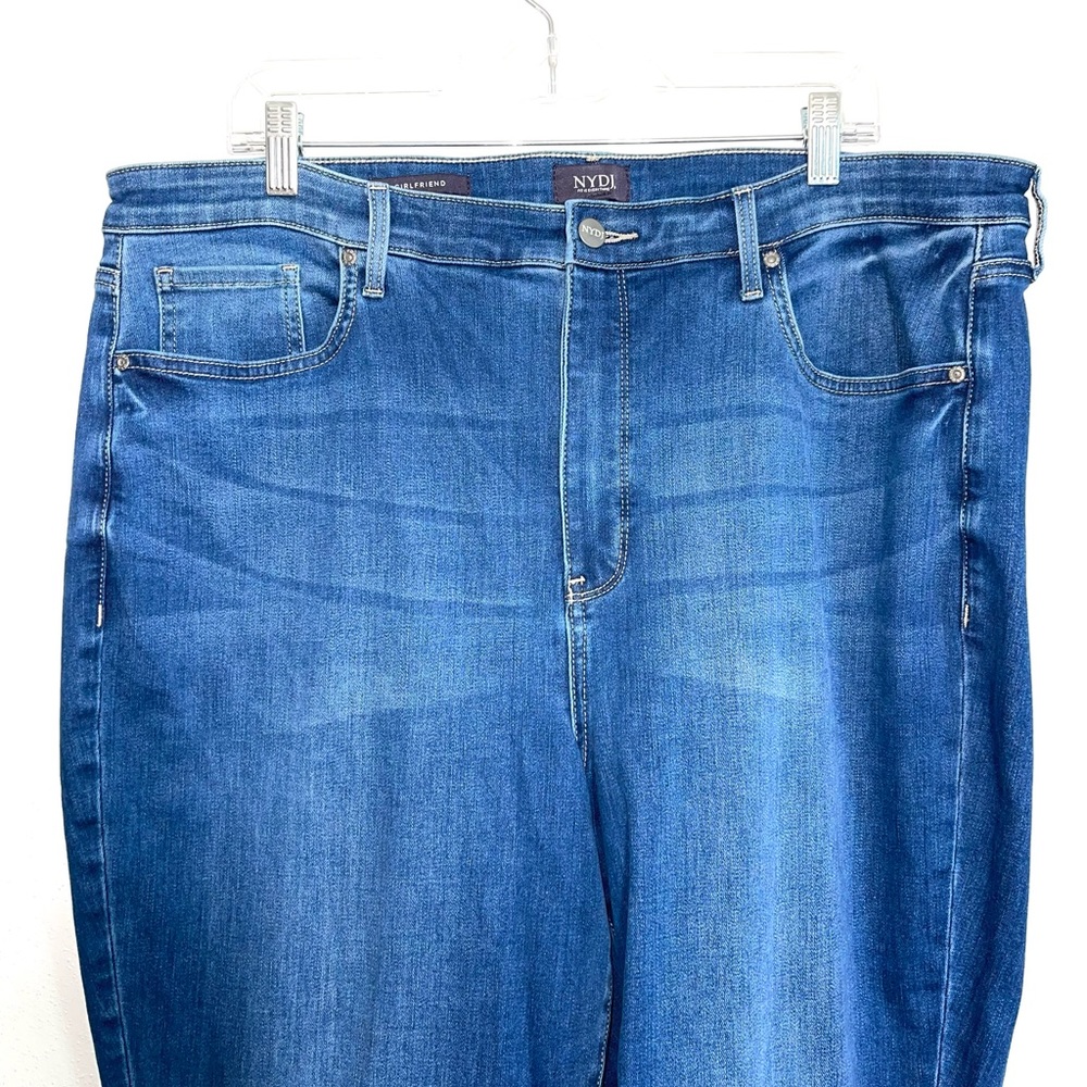 NYDJ Medium Wash High Rise Cuffed Cropped Girlfriend Jeans Size 16W - Picture 3 of 13